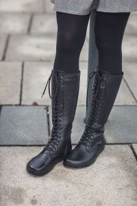 Barefoot Peerko Empire black boots