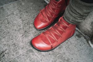 Kožené boty ZAQQ QUECHEE Velvet na noze