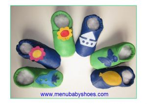 Barefoot Slippers Menu baby shoes - beige with a toy car