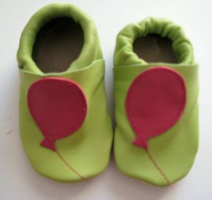 Slippers Menu baby shoes - green with speech bubble | 1 (4-8 M)