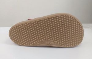 Barefoot sandále Pegres BF50 - růžové podrážka